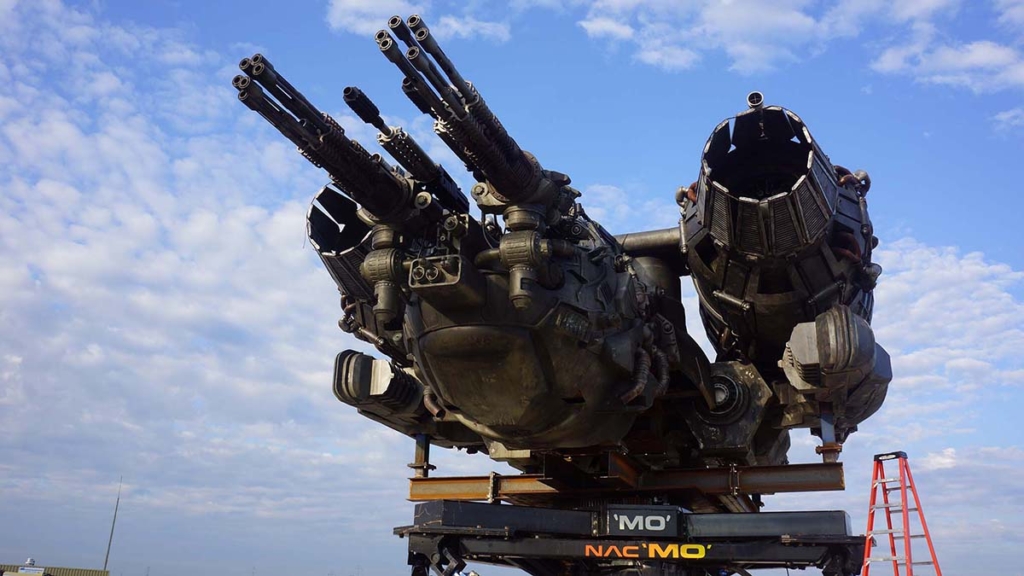 inteligentne programowanie CAM prototypów maszyn wykorzystywanych w serii filmów "Transformers"